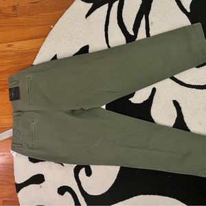 Banana Republic Authentic Chino Slim Fit